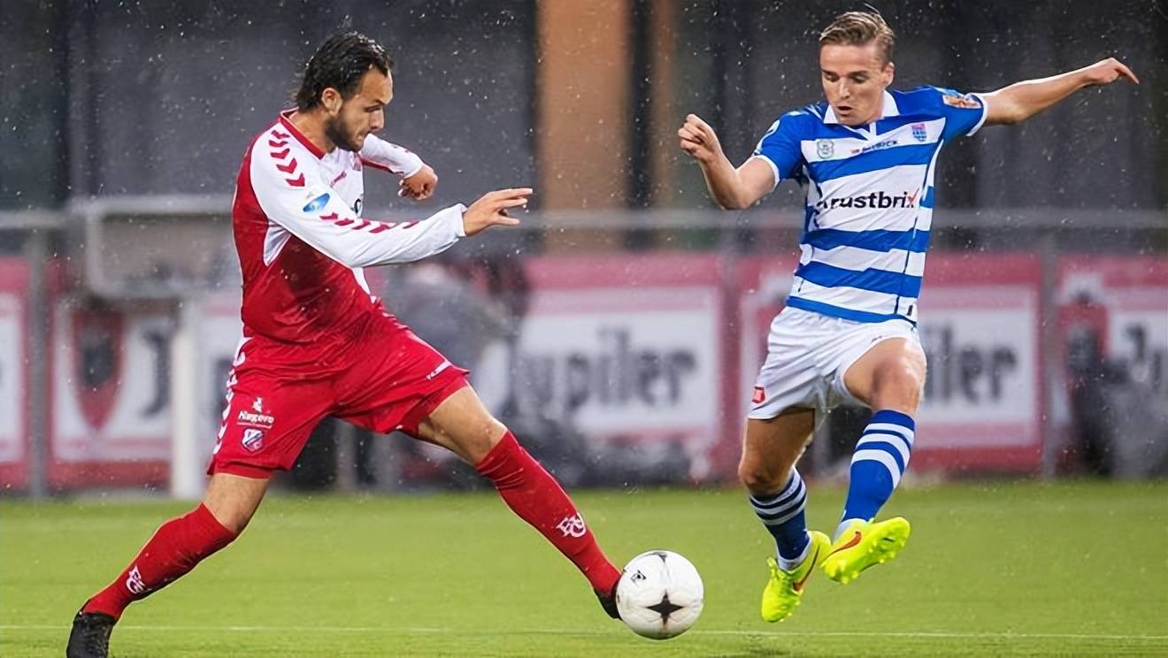 尼克劳斯对 尼克劳斯对